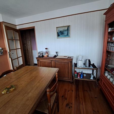 Location A Coucy Le Chateau Екстериор снимка