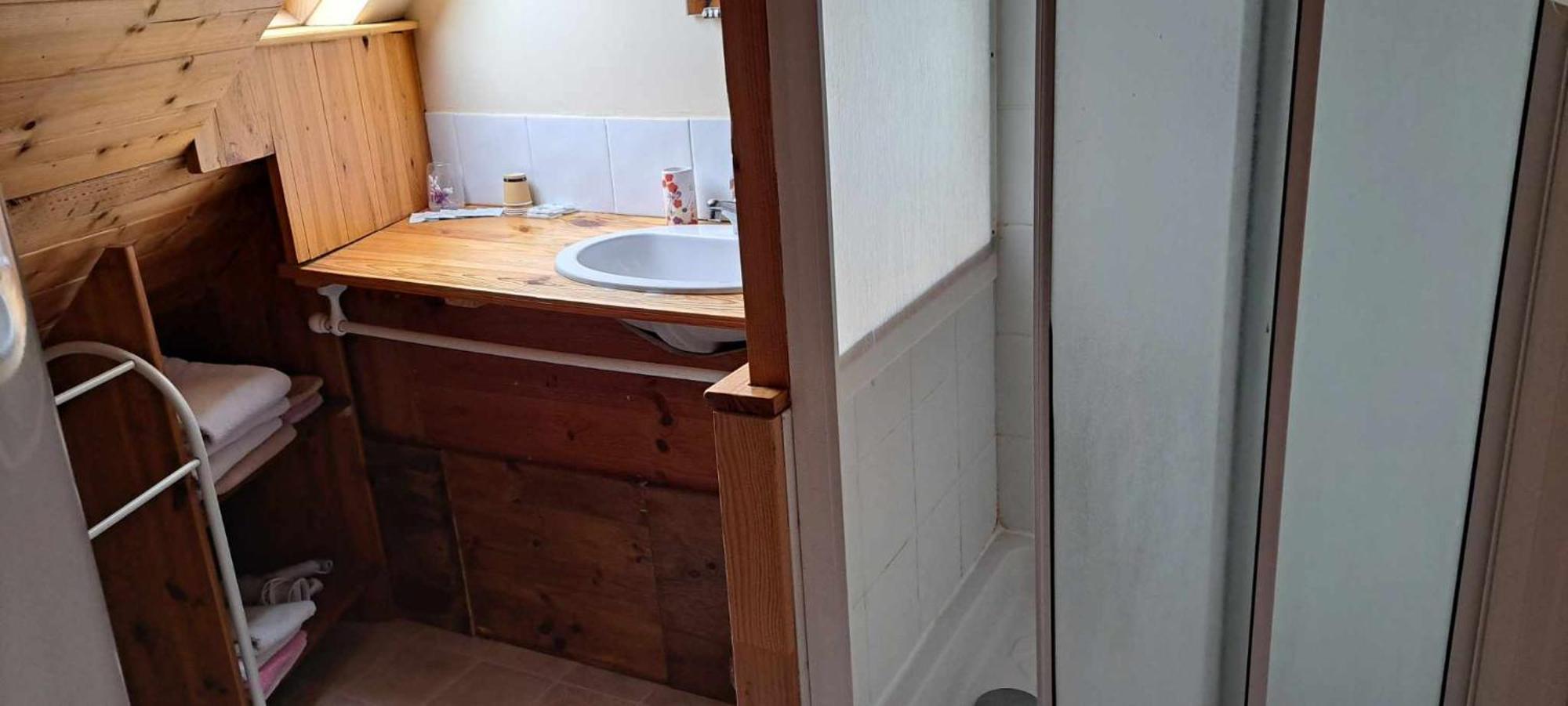 Location A Coucy Le Chateau Екстериор снимка